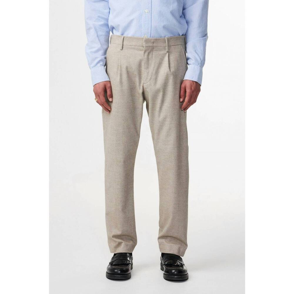 NEW NN07 tapered leg trousers in cement
